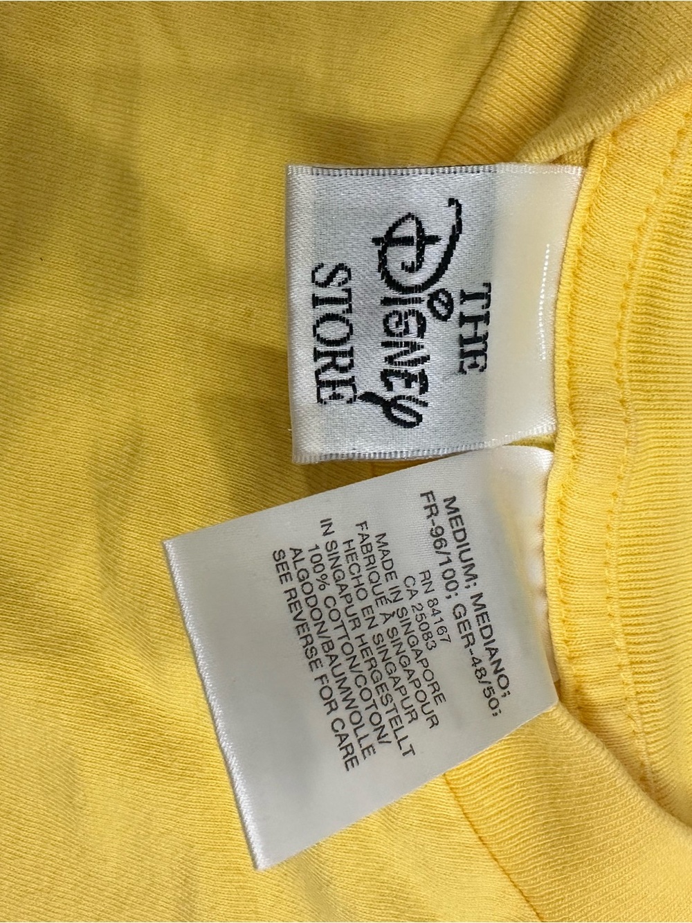 vintage 1990s Disney Store embroidered t-shirt - Picture 5 of 5